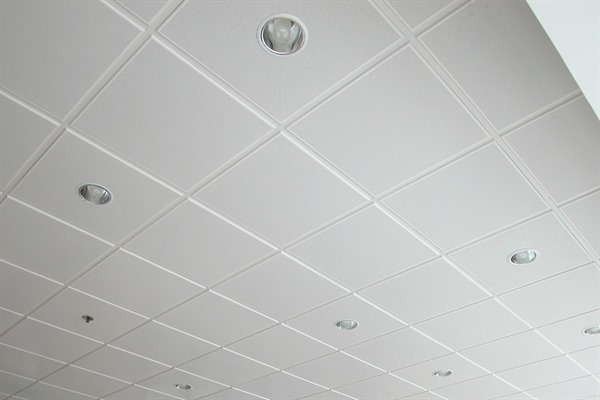 Lay-In Metal Ceiling